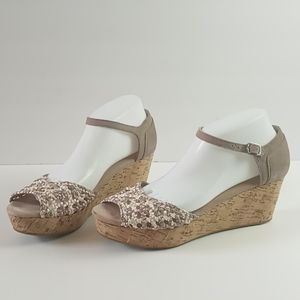 NWOT TOMS Wedge Platform Sandals